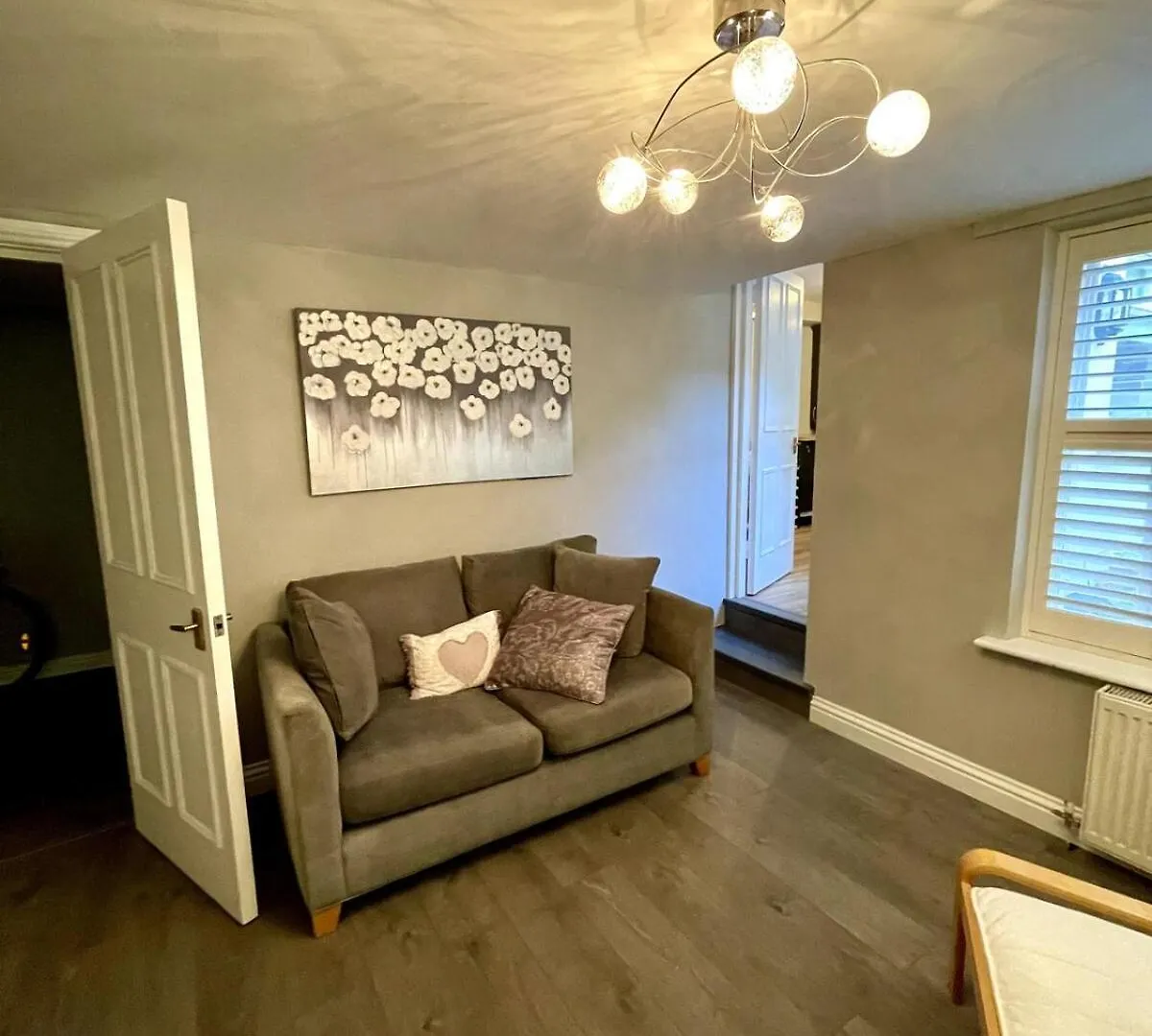 Stylish Garden Apartment In Central Cheltenham United Kingdom